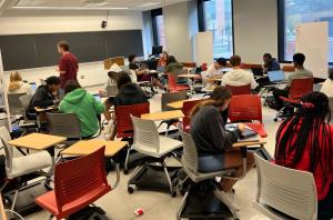 Instructor teaching in an active learning environment
