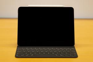 iPad Air front view